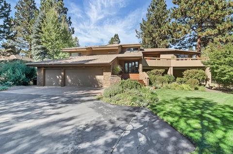 19582 Green Lakes Loop, Bend, OR 97702 photo 2