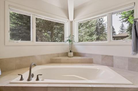 19582 Green Lakes Loop, Bend, OR 97702 photo 57
