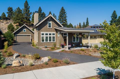 2760 NW Shields Dr, Bend, OR 97703 photo 1