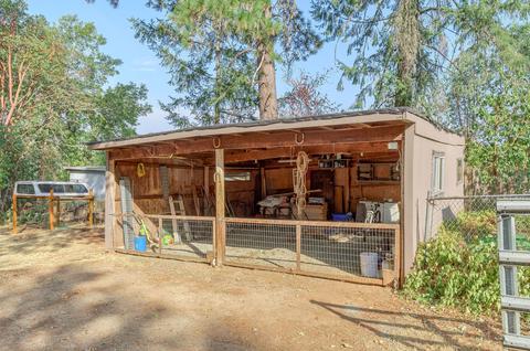 836 Summit Loop, Grants Pass, OR 97527 photo 25