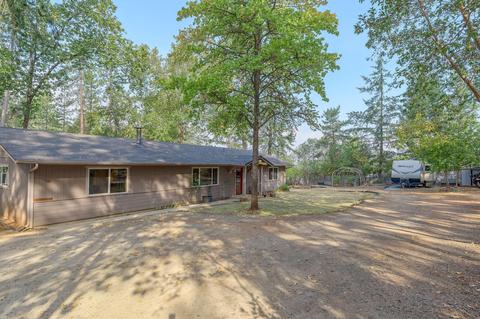 836 Summit Loop, Grants Pass, OR 97527 photo 34