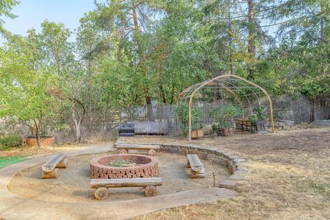 836 Summit Loop, Grants Pass, OR 97527 photo 28