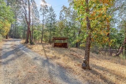 836 Summit Loop, Grants Pass, OR 97527 photo 27