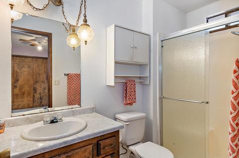 836 Summit Loop, Grants Pass, OR 97527 photo 17