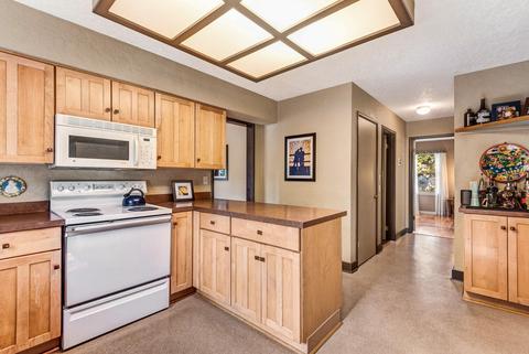 714 NE 10th St, Bend, OR 97701 photo 13