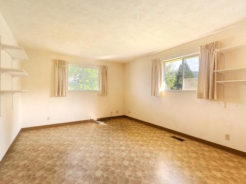 1129 Bellview Ave, Ashland, OR 97520 photo 17