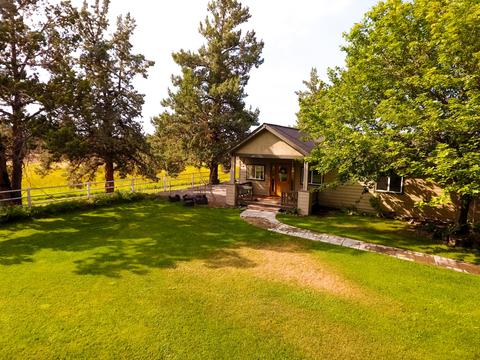 22810 Nelson Rd, Bend, OR 97701 photo 2