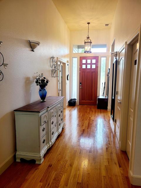 380 Leandra Ln, Eagle Point, OR 97524 photo 2