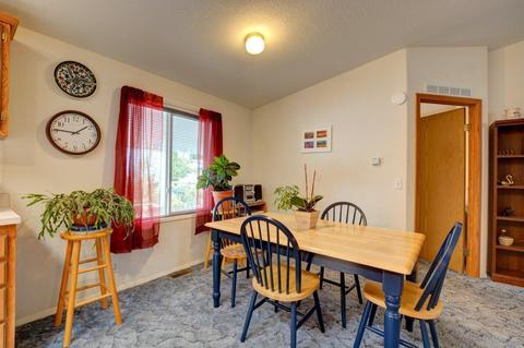 633 E Archwood Dr #55, Eagle Point, OR 97524 photo 8