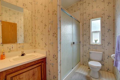 633 E Archwood Dr #55, Eagle Point, OR 97524 photo 14