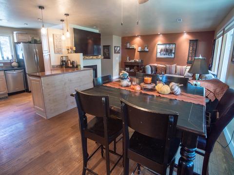 20414 Illahee Dr, Bend, OR 97702 photo 5
