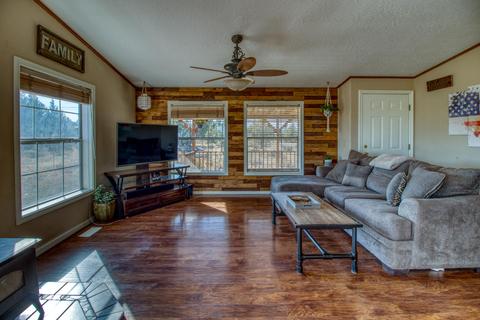 18057 1st Ave, Bend, OR 97703 photo 8