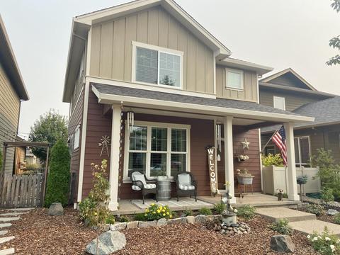 1158 Rustler Peak St, Central Point, OR 97502 photo 2