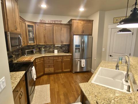 1158 Rustler Peak St, Central Point, OR 97502 photo 9