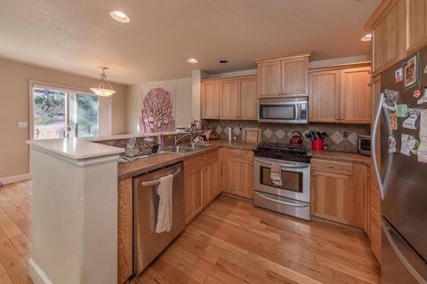 20293 Schaeffer Dr, Bend, OR 97703 photo 9