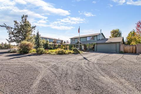 66901 Lance Rd, Bend, OR 97703 photo 2