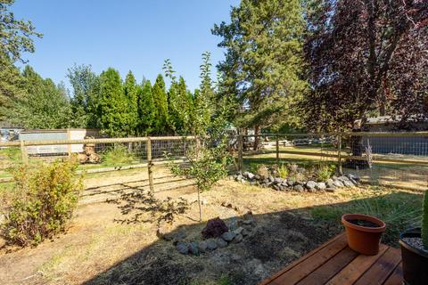 20388 Rae Rd, Bend, OR 97702 photo 9