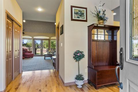 22515 Bear Creek Rd, Bend, OR 97701 photo 13