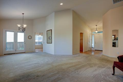 19920 Heron Loop, Bend, OR 97702 photo 2
