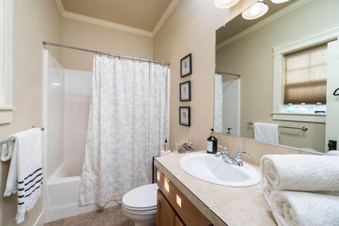 63368 Boyd Acres Rd, Bend, OR 97701 photo 22
