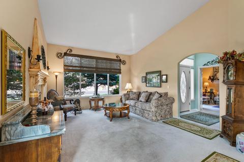868 SE Shadowood Dr, Bend, OR 97702 photo 4