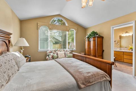 868 SE Shadowood Dr, Bend, OR 97702 photo 11