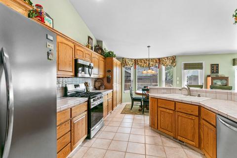 868 SE Shadowood Dr, Bend, OR 97702 photo 5