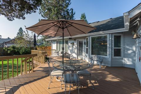 868 SE Shadowood Dr, Bend, OR 97702 photo 18