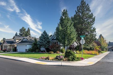 868 SE Shadowood Dr, Bend, OR 97702 photo 22