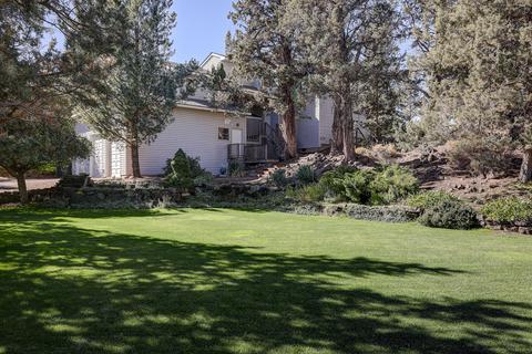 64885 Hunnell Rd, Bend, OR 97703 photo 1