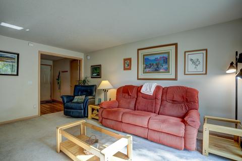 64885 Hunnell Rd, Bend, OR 97703 photo 15