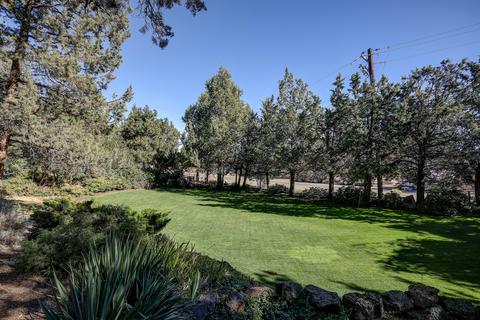 64885 Hunnell Rd, Bend, OR 97703 photo 35