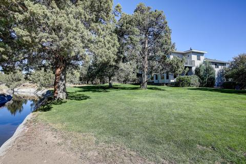 64885 Hunnell Rd, Bend, OR 97703 photo 38