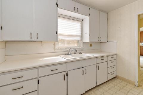 214 4th St, Phoenix, OR 97535 photo 13