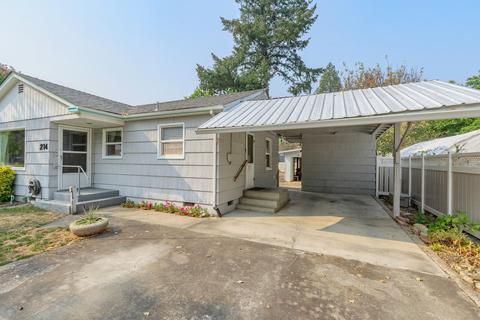 214 4th St, Phoenix, OR 97535 photo 5