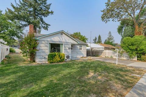 214 4th St, Phoenix, OR 97535 photo 3