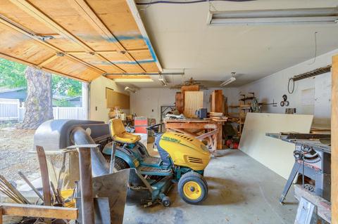 214 4th St, Phoenix, OR 97535 photo 33