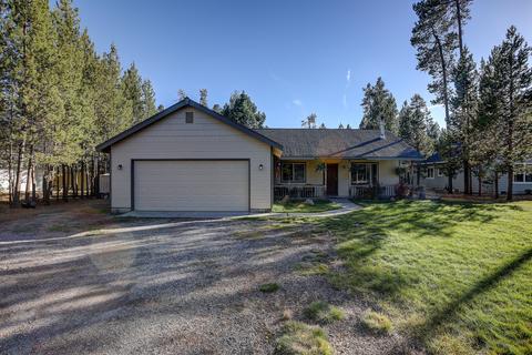 17455 Rail Dr, Bend, OR 97707 photo 1