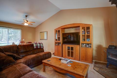 17455 Rail Dr, Bend, OR 97707 photo 2