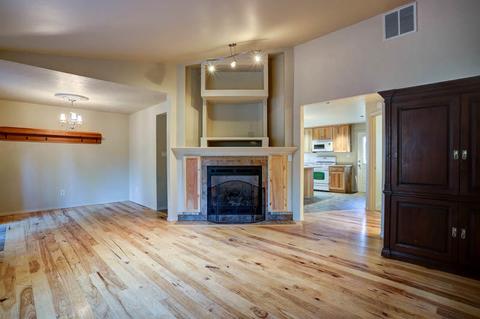 60131 Agate Rd, Bend, OR 97702 photo 2