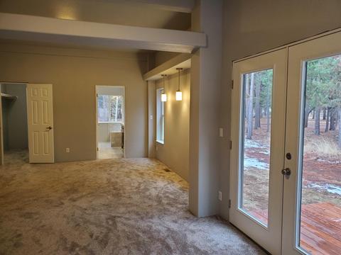 54765 Robin Ln, Bend, OR 97707 photo 5