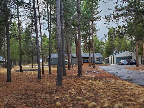 54765 Robin Ln, Bend, OR 97707 photo 27