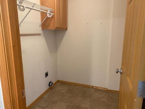 647 E D St, Culver, OR 97734 photo 7