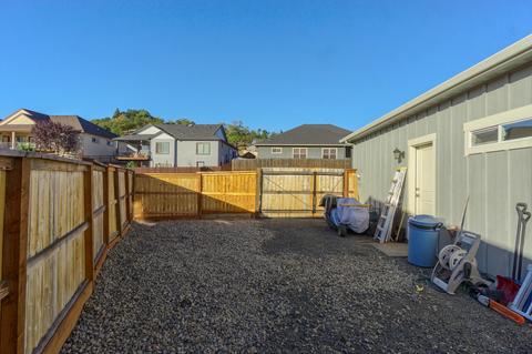 1078 Ruby Meadows Dr, Eagle Point, OR 97524 photo 15