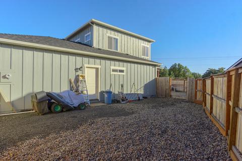 1078 Ruby Meadows Dr, Eagle Point, OR 97524 photo 13