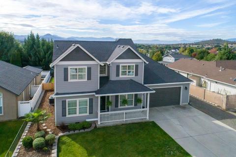 893 Ridgeview Dr, Eagle Point, OR 97524 photo 2