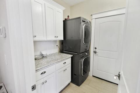 893 Ridgeview Dr, Eagle Point, OR 97524 photo 29