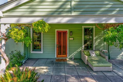 200 Gresham St, Ashland, OR 97520 photo 2