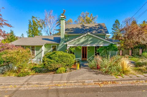 200 Gresham St, Ashland, OR 97520 photo 1