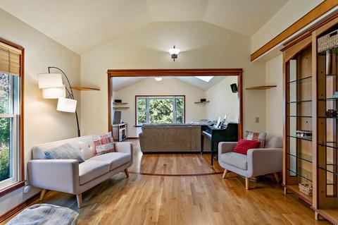 200 Gresham St, Ashland, OR 97520 photo 4